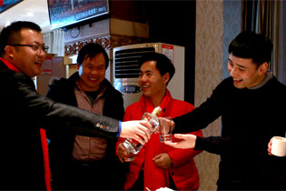 �Fˎ�W(w��ng)С����c�𱬾W(w��ng)�ο������