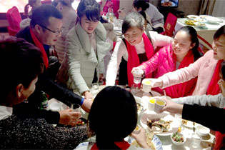 �ο����r(n��ng)�Y�W(w��ng)��(y��u)���(zh��n)���e�������