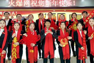 �𱬻��yƷ���̾W(w��ng)ף���u������i���f(w��n)����