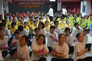 ���������ҳ�ɫ���Ҹ�׃���ҳɹ���