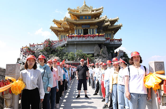 �c(di��n)���鿴��D�����мtɫ��������P(y��ng)���W(xu��)�Ļ����𱬾W(w��ng)2021�Ͼ�ɽ֮����